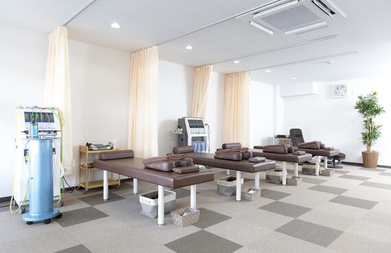高周波治療器により節々の痛みや肩こりなどに対応 | 豊橋で身体の痛みのご相談を承るあいみ整骨院