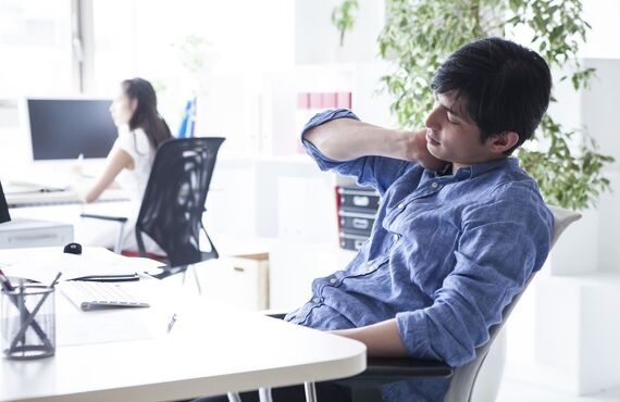 頑固な肩こりや関節痛を自慢の施術でほぐします | 豊橋で身体の痛みのご相談を承るあいみ整骨院